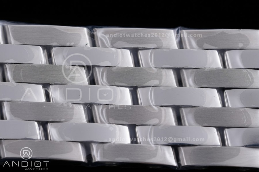 Navitimer B01 SS 43mm BLS 1:1 Best Edition White Dial  on SS Bracelet A7750