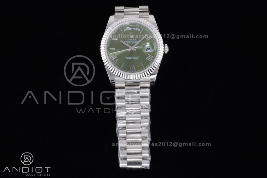 DayDate 40mm 904L Flt Wt WG/WG O-Green/Rm KF VR3255
