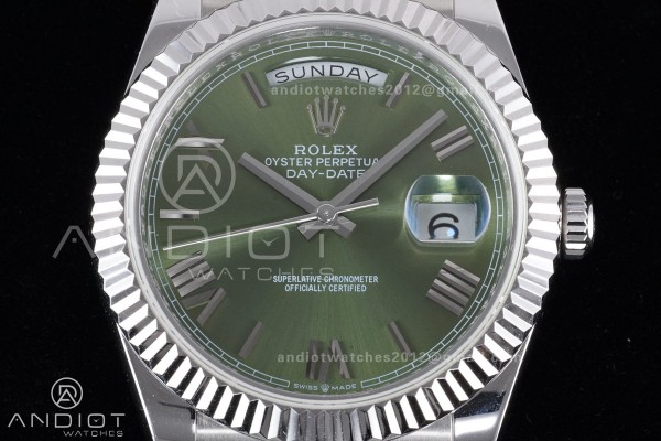 DayDate 40mm 904L Flt Wt WG/WG O-Green/Rm KF VR325...