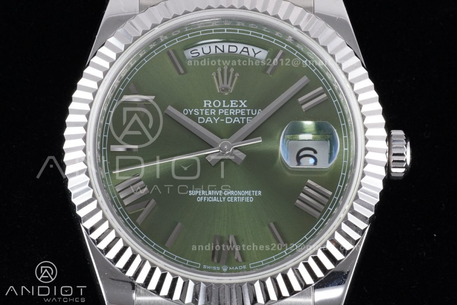 DayDate 40mm 904L Flt Wt WG/WG O-Green/Rm KF VR3255