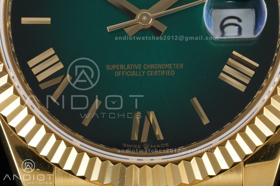 DayDate 40mm 904L Flt Wt YG/YG O-Grn/Rm KF VR3255