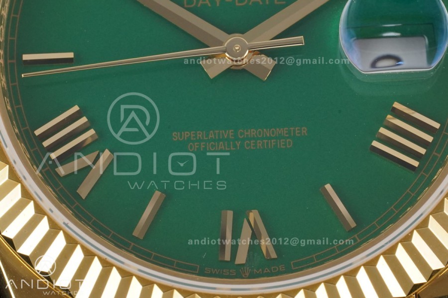  DayDate 40mm 904L Flt Wt YG/YG Grn/Rm KF VR3255