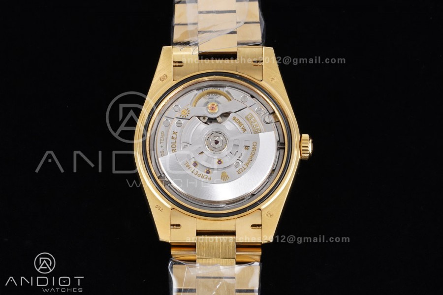  DayDate 40mm 904L Flt Wt YG/YG Grn/Rm KF VR3255