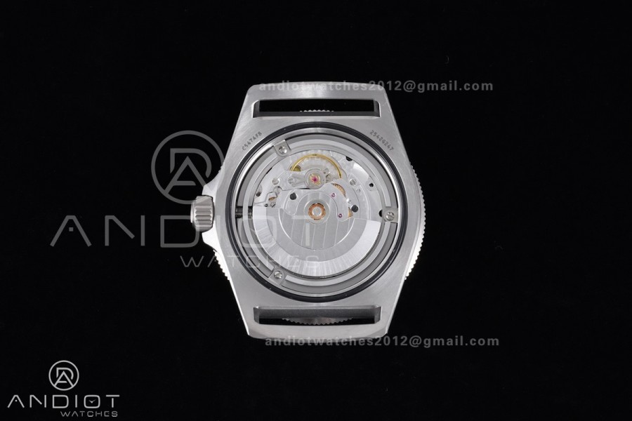 Pelagos FXD GMT 42mm TI/NY Black M+F Asia 2836