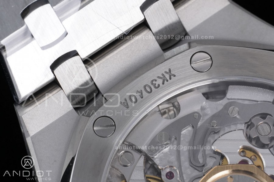 Royal Oak Chrono 26240 SS APSF 1:1 Best Edition White Dial on SS Bracelet SA4401 Super Clone