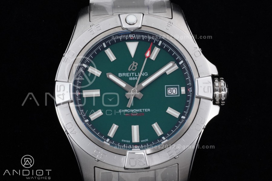 Avenger Chronometer 42mm SS BLSF 1:1 Best Version Green Dial On SS Bracelet A2824