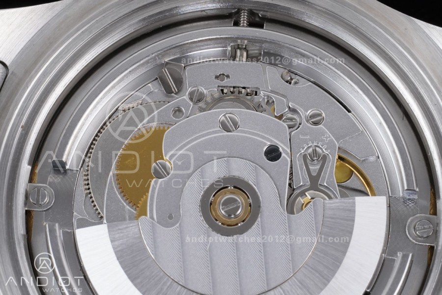 Avenger Chronometer 42mm Anniversary Edition SS BLSF 1:1 Best Version Blue Dial On SS Bracelet A2824