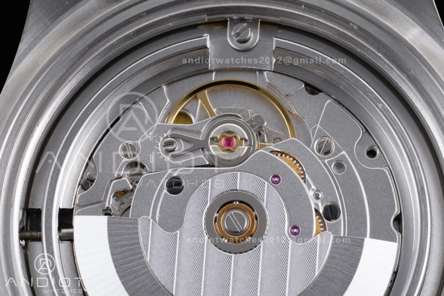 Avenger Chronometer 42mm SS BLSF 1:1 Best Edition Black Dial On Black Nylon Strap A2824