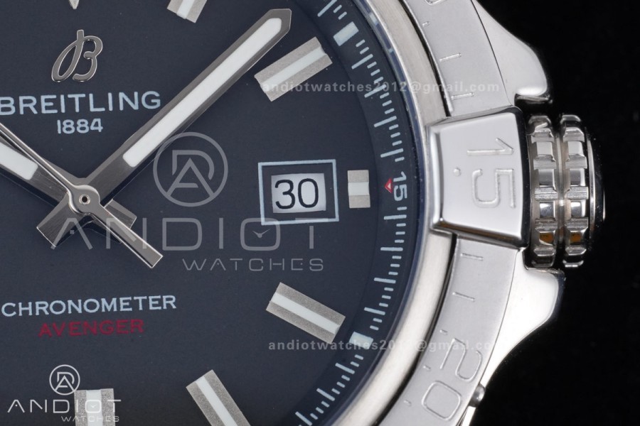 Avenger Chronometer 42mm SS BLSF 1:1 Best Version Black Dial On SS Bracelet A2824