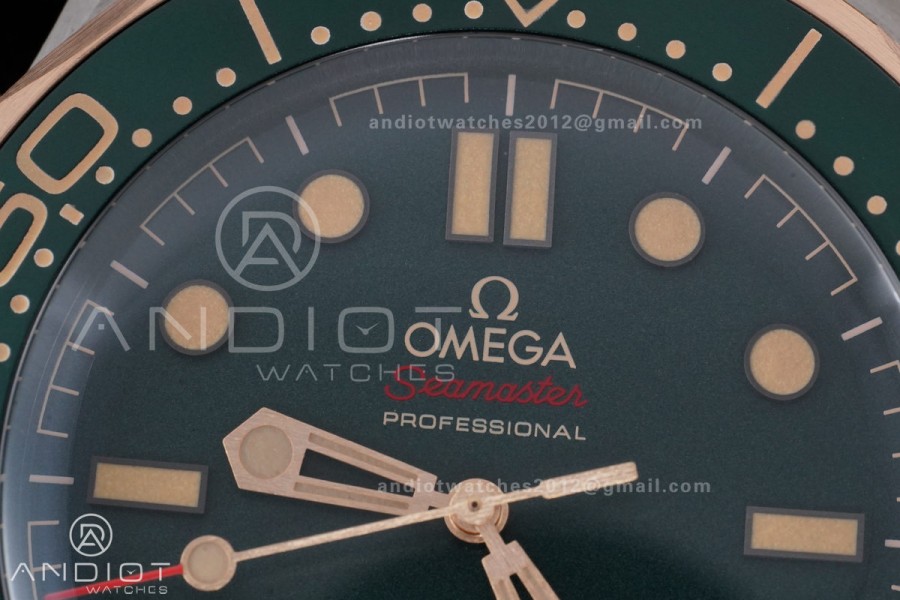Seamaster 300M Diver Rose Gold VSF 1:1 Best Edition Green Dial on Mesh Bracelet A8806