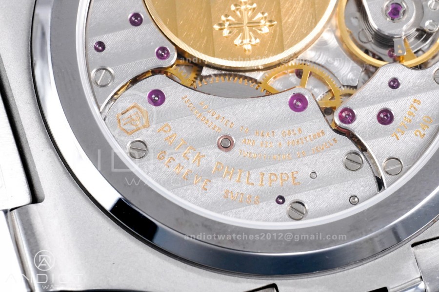 Nautilus 5712 SS PPF 1:1 Best Edition Blue Dial on SS Bracelet PPF240 Super Clone V4