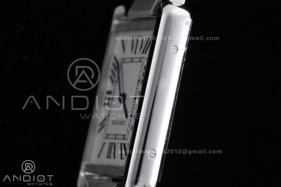Tank Solo 27.5x34.8mm AF SS White Dial on SS Bracelet Ronda Quartz