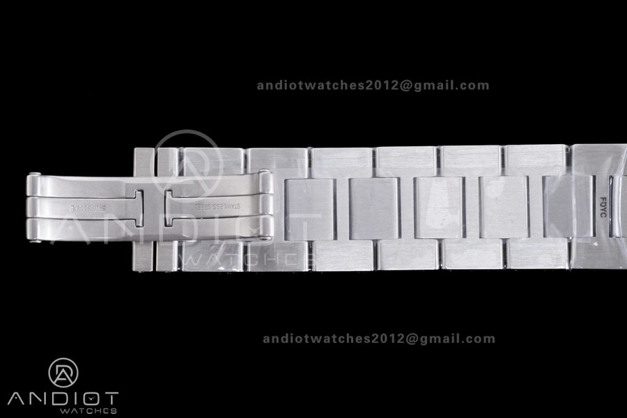 Tank Solo 27.5x34.8mm AF SS White Dial on SS Bracelet Ronda Quartz