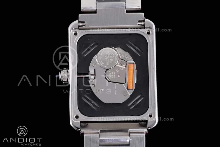 Tank Solo 31x24.4mm AF SS White Dial on SS Bracelet Ronda Quartz