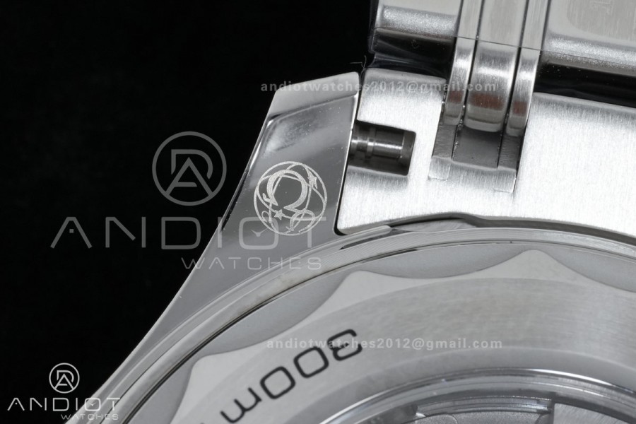 Seamaster Diver 300M Black Ceramic Bezel V4 VSF 1:1 Best Edition Black Dial On SS Bracelet Super Clone Asian 8800