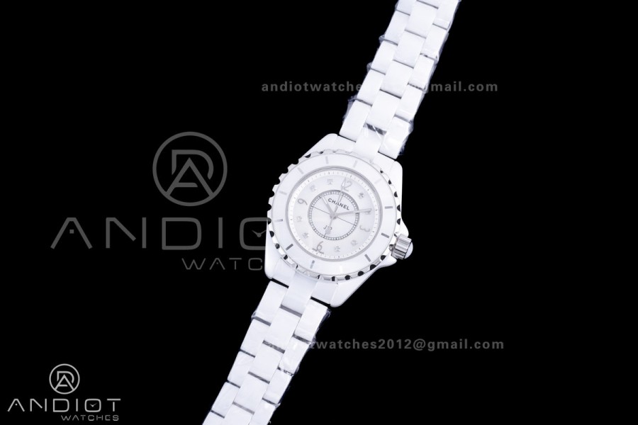 J12 33mm HTF 1:1 Best Edition White Korea Ceramic White MOP Dial  on Bracelet ETA Quartz