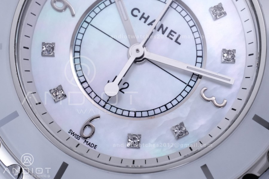 J12 33mm HTF 1:1 Best Edition White Korea Ceramic White MOP Dial  on Bracelet ETA Quartz