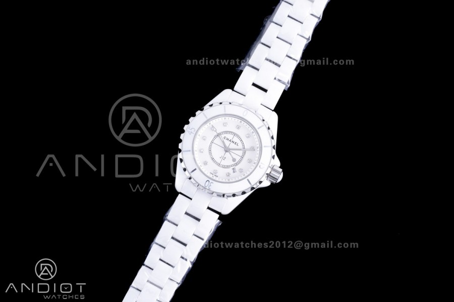 J12 33mm HTF 1:1 Best Edition White Korea Ceramic White Dial Diamond Markers on Bracelet Swiss Quartz