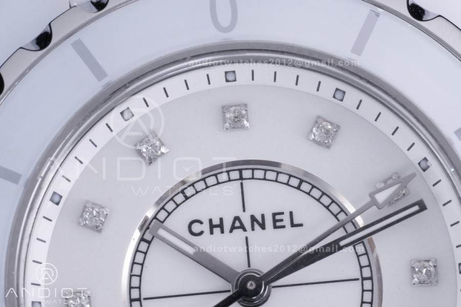 J12 33mm HTF 1:1 Best Edition White Korea Ceramic White Dial Diamond Markers on Bracelet Swiss Quartz