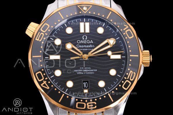 Seamaster Diver 300M SS/YG V4 VSF 1:1 Best Edition YG Bezel Black Dial on SS/YG Super Clone Asian 8800