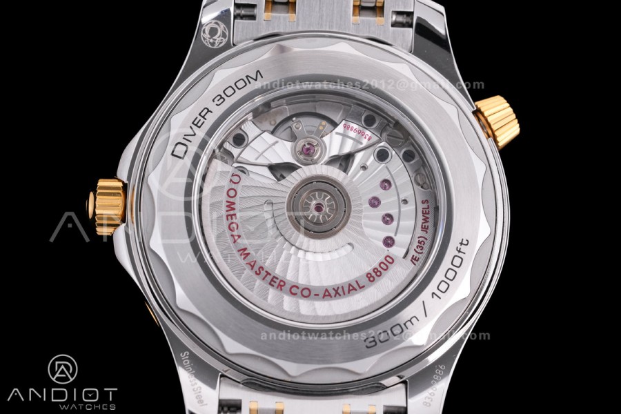 Seamaster Diver 300M SS/YG V4 VSF 1:1 Best Edition YG Bezel Black Dial on SS/YG Super Clone Asian 8800