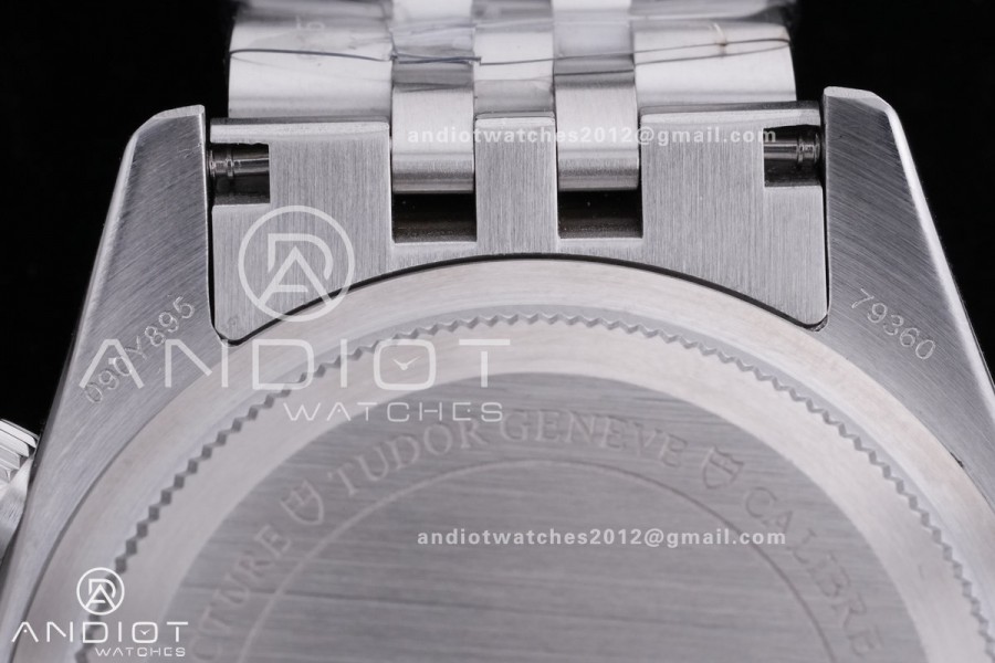 Black Bay Chrono SS BLSF 1:1 Best Edition White/Black Dial on Jubilee Strap A7750