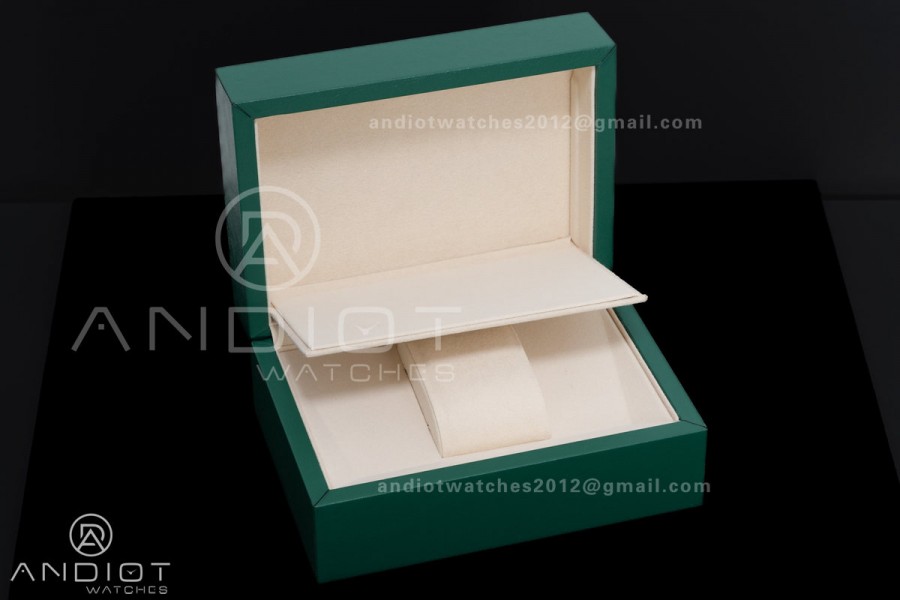 2025 Rolex Full set Box and Matching Papers