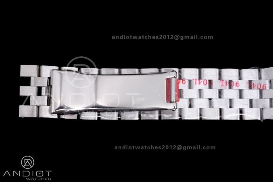 Land Dweller 127336 SS ESF Ice Blue Dial On SS Bracelet A7135