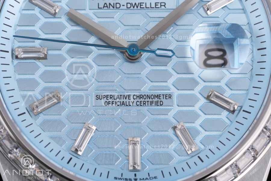 Land Dweller 127336 SS ESF Ice Blue Dial On SS Bracelet A7135