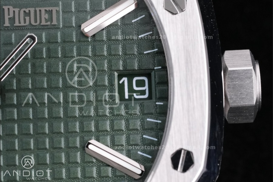 Royal Oak 41mm 15510 "50th Anniversary" SS ZF 1:1 Best Edition Green Textured Dial on SS Bracelet A4302