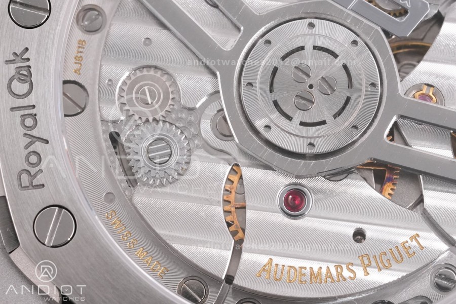 Royal Oak 41mm 15510 "50th Anniversary" SS ZF 1:1 Best Edition White Textured Dial on SS Bracelet A4302