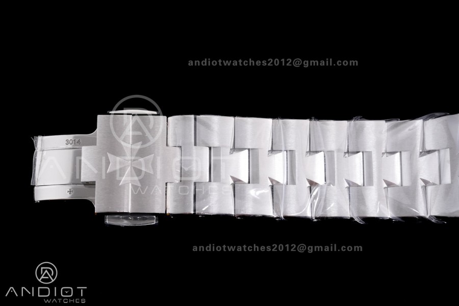 Overseas 4500V SS MKSF 1:1 Best Edition White Dial on SS Bracelet A5100