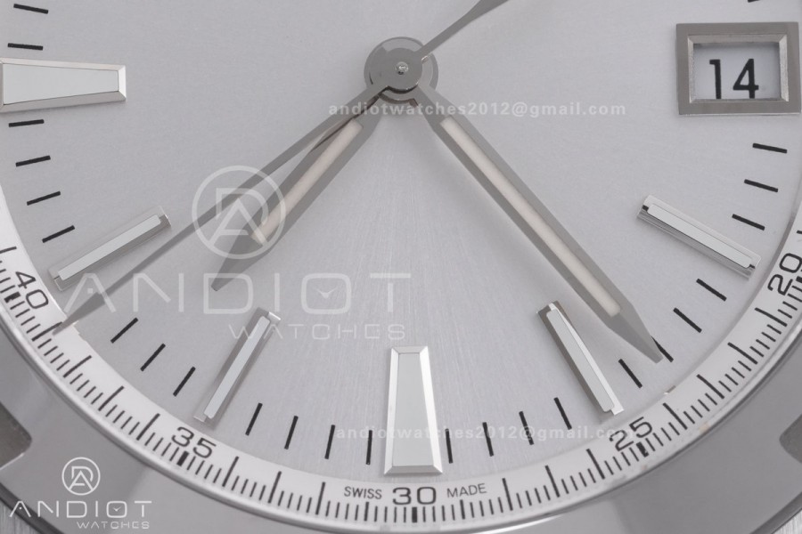Overseas 4500V SS MKSF 1:1 Best Edition White Dial on SS Bracelet A5100