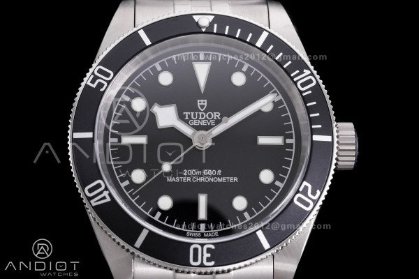 Heritage Black Bay M7941A1A0NU-0003 41mm SS GRF 1:...