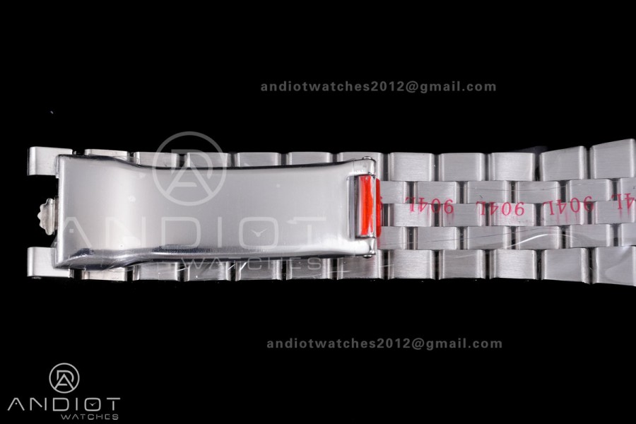 Land Dweller 127336 SS ESF Ice Blue Dial On SS Bracelet A7135