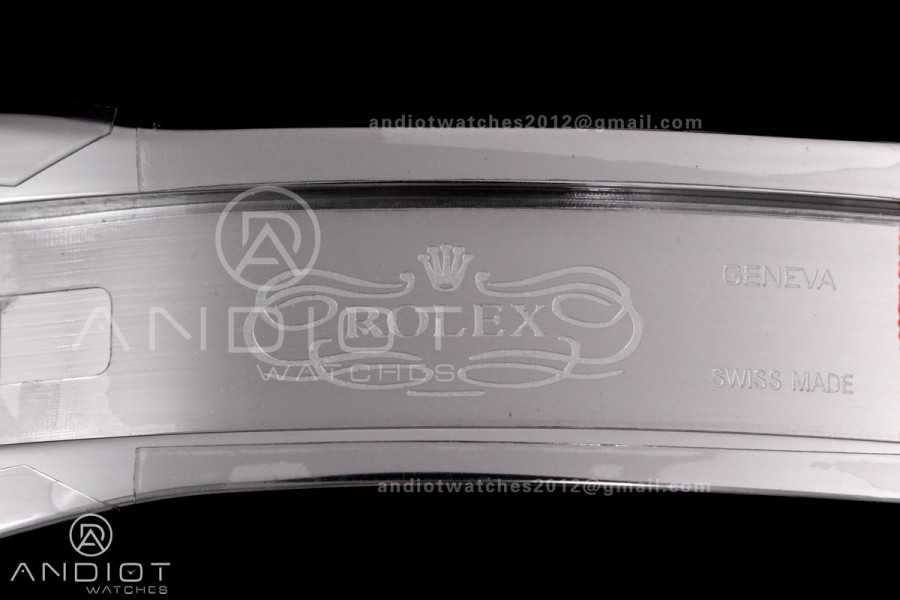 Land Dweller 127336 SS ESF Ice Blue Dial On SS Bracelet A7135