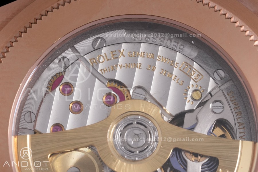 Land Dweller 127335 RG ESF White Dial On RG Bracelet A7135