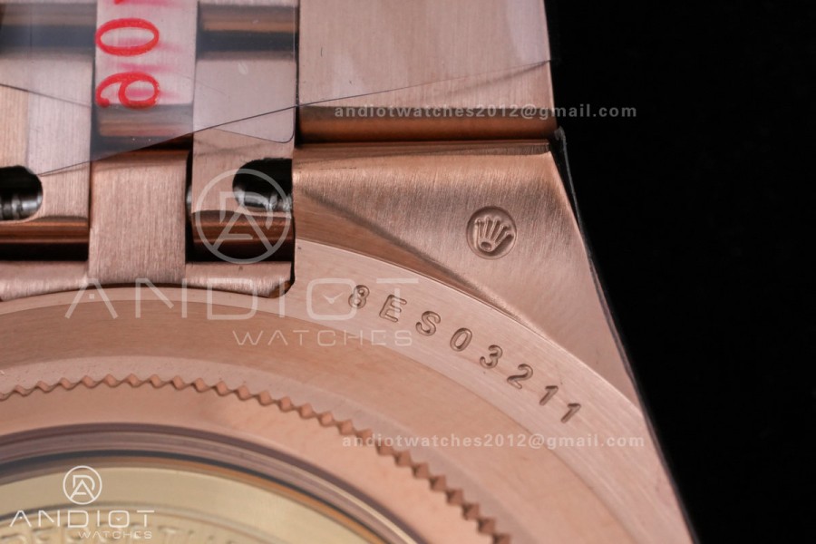 Land Dweller 127335 RG ESF White Dial On RG Bracelet A7135