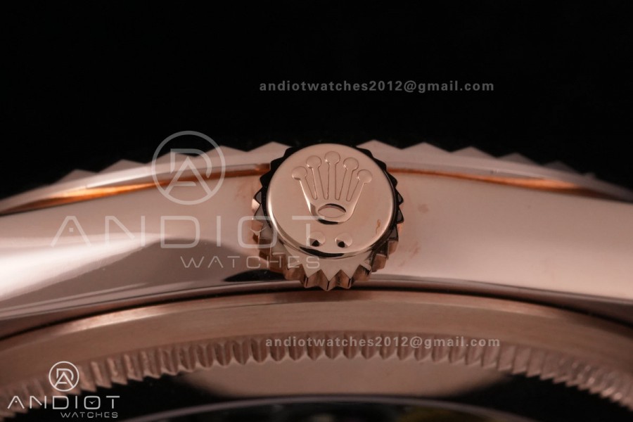 Land Dweller 127335 RG ESF White Dial On RG Bracelet A7135