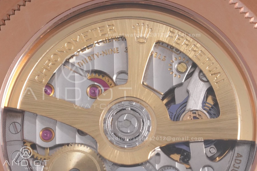 Land Dweller 127385 Diamond Bezel RG ESF White Dial T Diamond Marker On RG Bracelet A7135