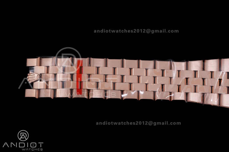 Land Dweller 127385 Diamond Bezel RG ESF White Dial T Diamond Marker On RG Bracelet A7135