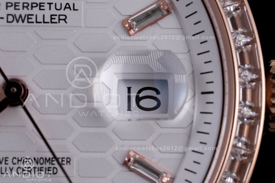 Land Dweller 127385 Diamond Bezel RG ESF White Dial T Diamond Marker On RG Bracelet A7135