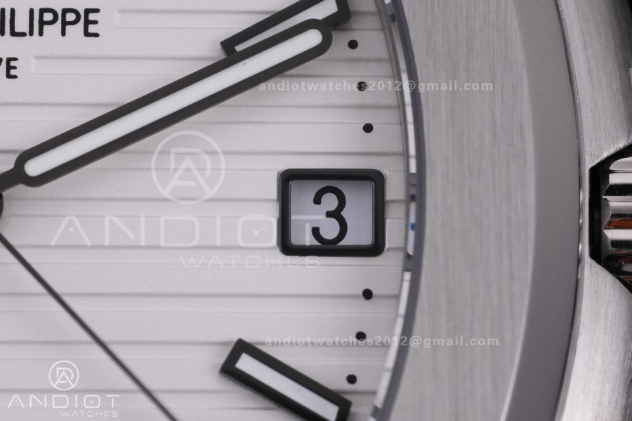 Nautilus 5711 DDF 1:1 Best Edition White Textured Dial on SS Bracelet DD324 Super Clone