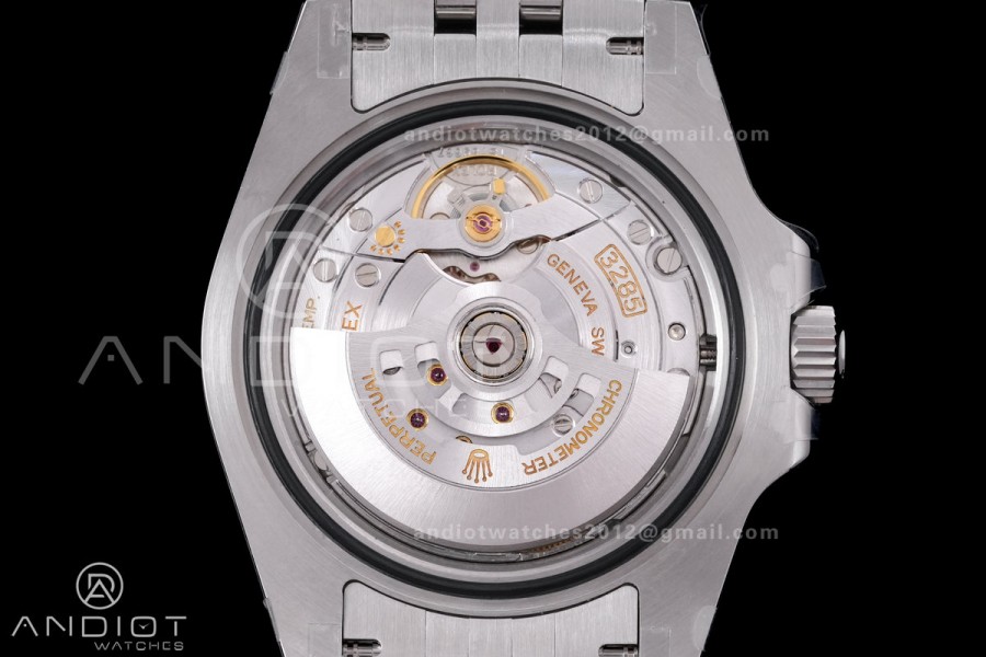 GMT-Master II 126710 GRNR Black/Gray V3 904L SS QF 1:1 Bruce Wayne Best Edition Black Dial On Jubilee Bracelet DD3285