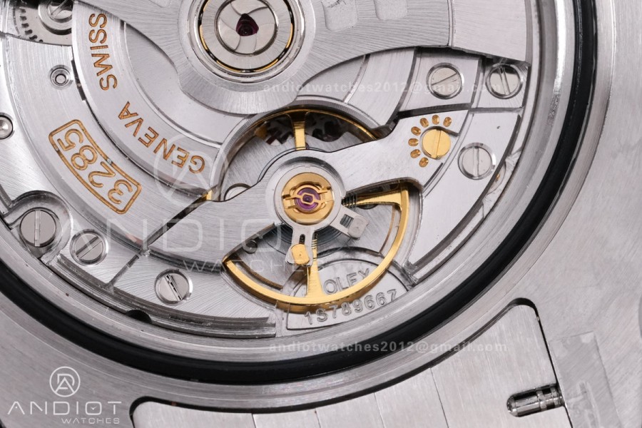 GMT-Master II 126710 GRNR Black/Gray V3 904L SS QF 1:1 Bruce Wayne Best Edition Black Dial On Jubilee Bracelet DD3285
