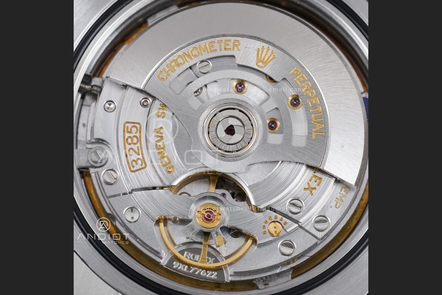 Explorer II 42mm 226570 904L SS ARF 1:1 Best Edition White Dial on Bracelet SH3285 CHS