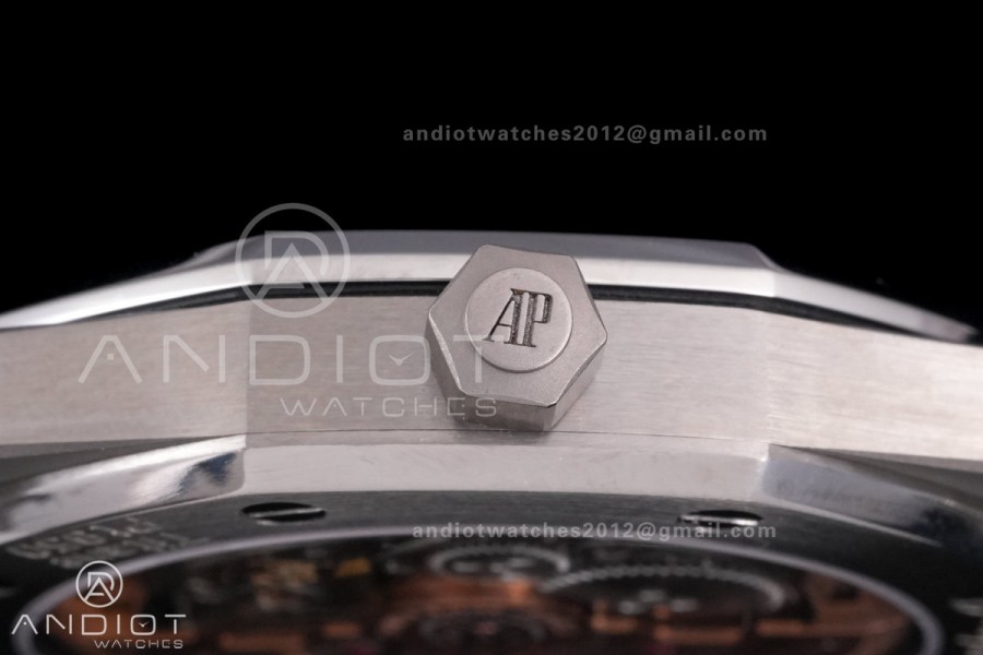 Royal Oak 39mm 15202IP Titanium ZF 1:1 Best Edition Blue Textured Dial on SS Bracelet A2121 V2