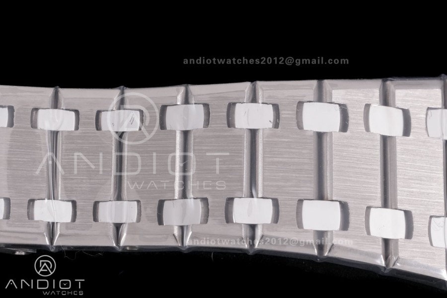 Royal Oak 39mm 15202IP Titanium ZF 1:1 Best Edition Blue Textured Dial on SS Bracelet A2121 V2