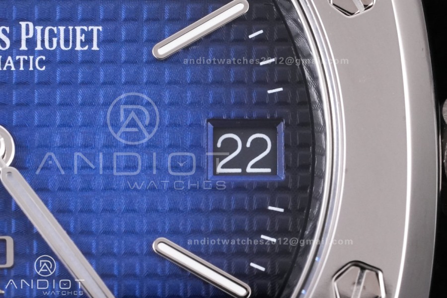 Royal Oak 39mm 15202IP Titanium ZF 1:1 Best Edition Blue Textured Dial on SS Bracelet A2121 V2