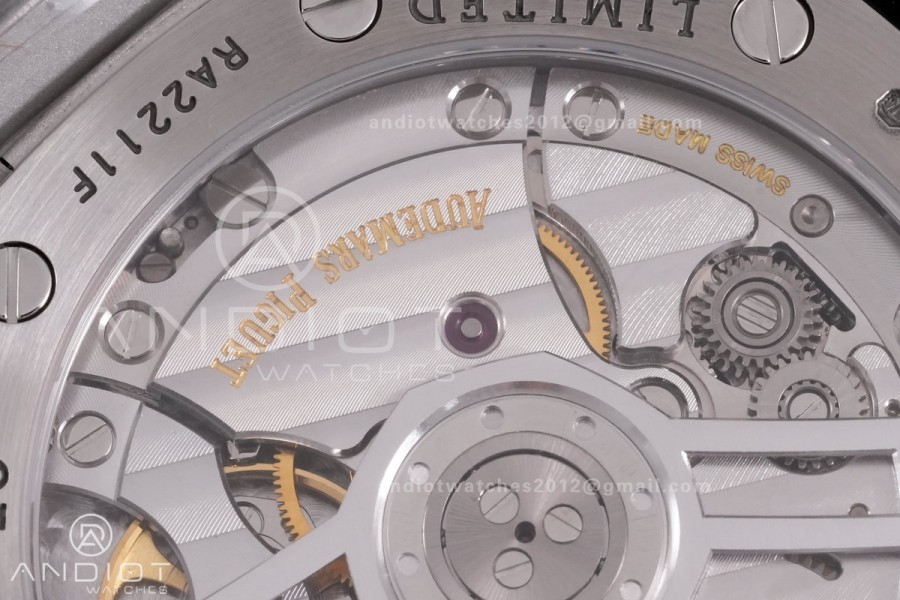 Royal Oak 41mm 15510BC SS ZF 1:1 Best Edition Ice Blue Crystal Dial on SS Bracelet SA4302 Super Clone